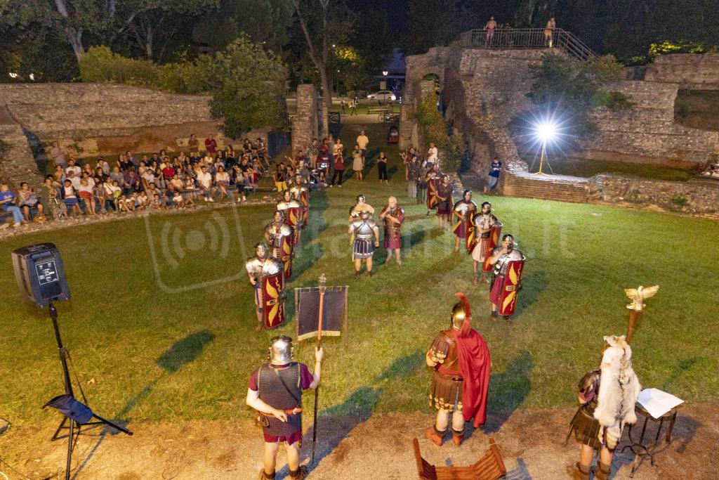 RIEVOCAZIONE STORICA DELLA Legio XIII Gemina di Rimini ALL’ ANFITEATRO_ 31 agosto 2024 (Ph © Giorgio Salvatori)