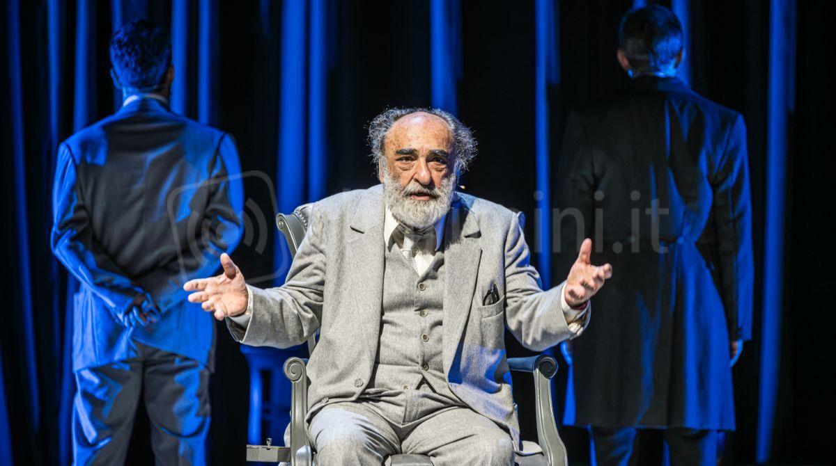 Teatro Galli, scatta la campagna abbonamenti per la nuova stagione - Alessandro Haber ph Simone Diluca