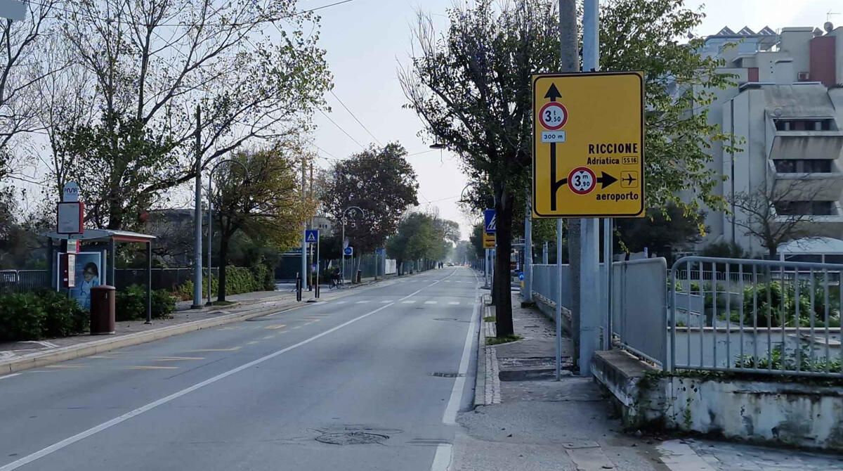 Ponte viale D'Annunzio a Riccione: stop ai mezzi con peso superiore ai 35 quintali -