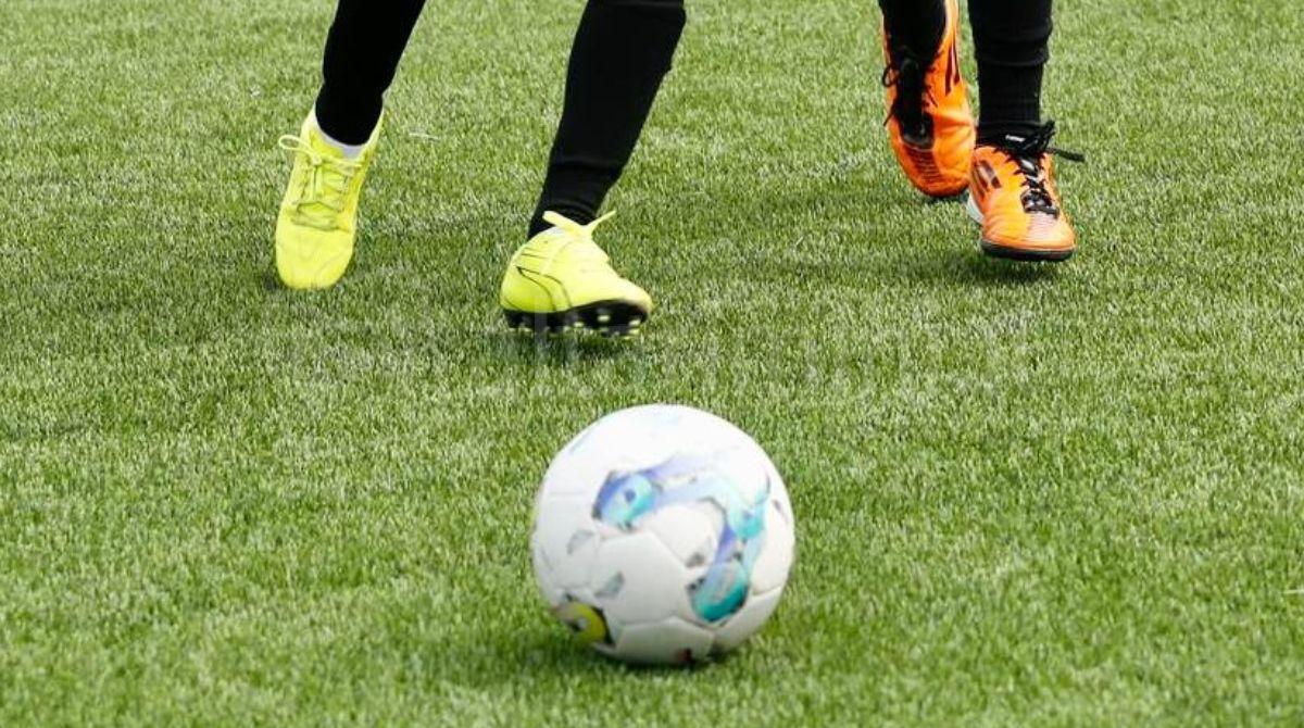 Il Comune di Rimini batte la Fifa e la burocrazia: la bella storia di due giovani calciatori albanesi - REPERTORIO