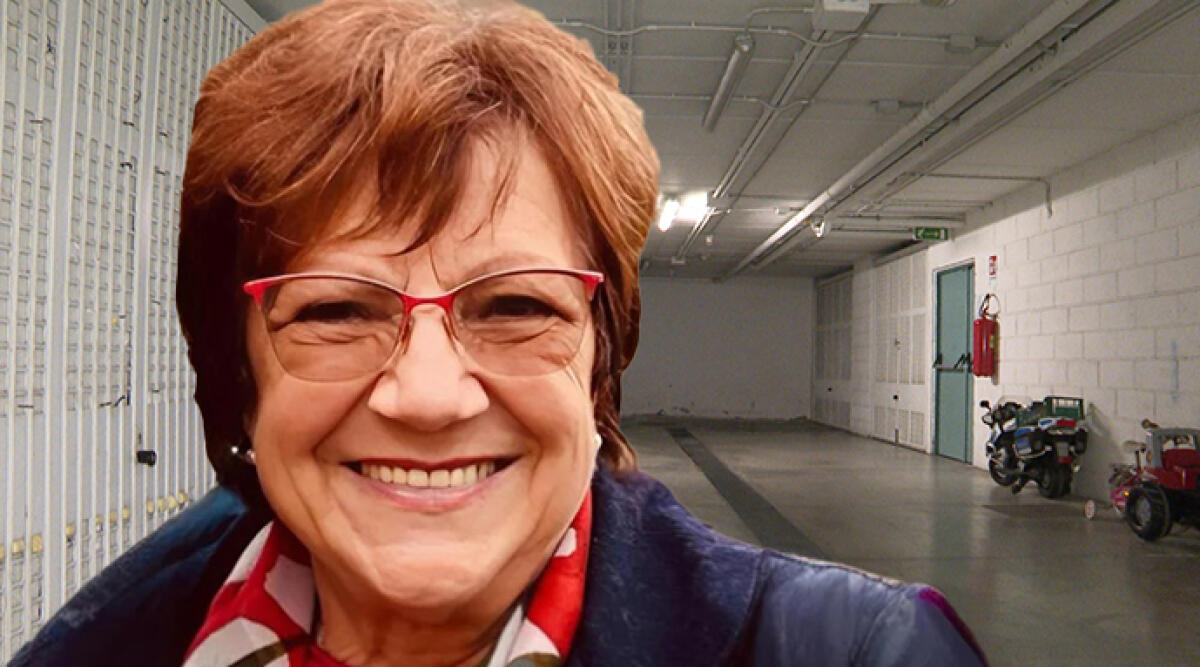 Omicidio Pierina: a un anno dai fatti, i sospetti su Dassilva e le nuove piste - Pierina Paganelli, nello sfondo il garage dove è stata uccisa