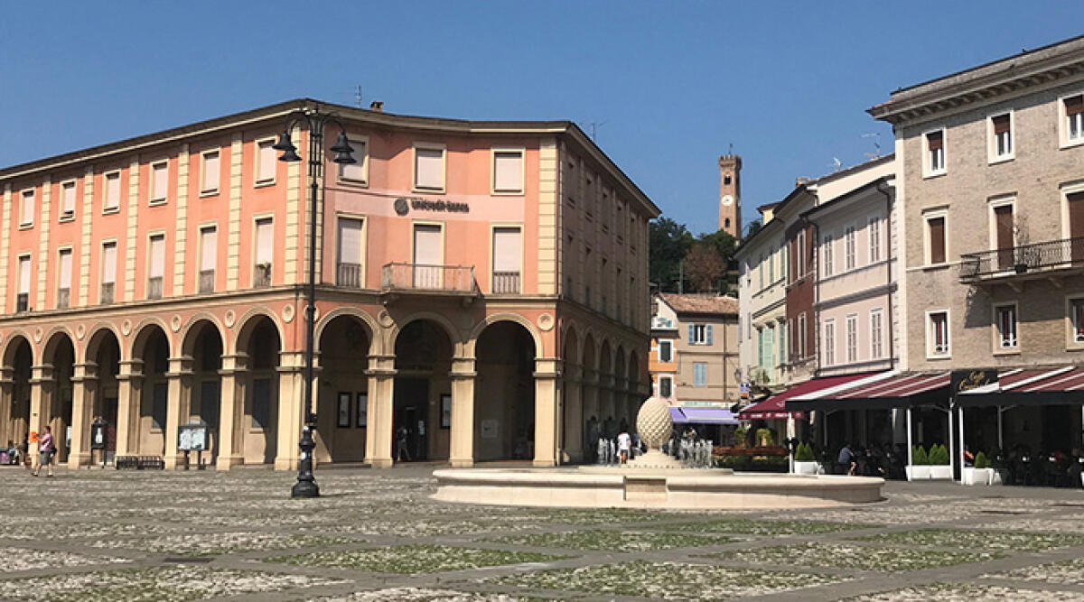 Bando Gambuti e Voucher Sport a Santarcangelo: borse di studio per giovani studenti e attività sportive - Piazza di Santarcangelo