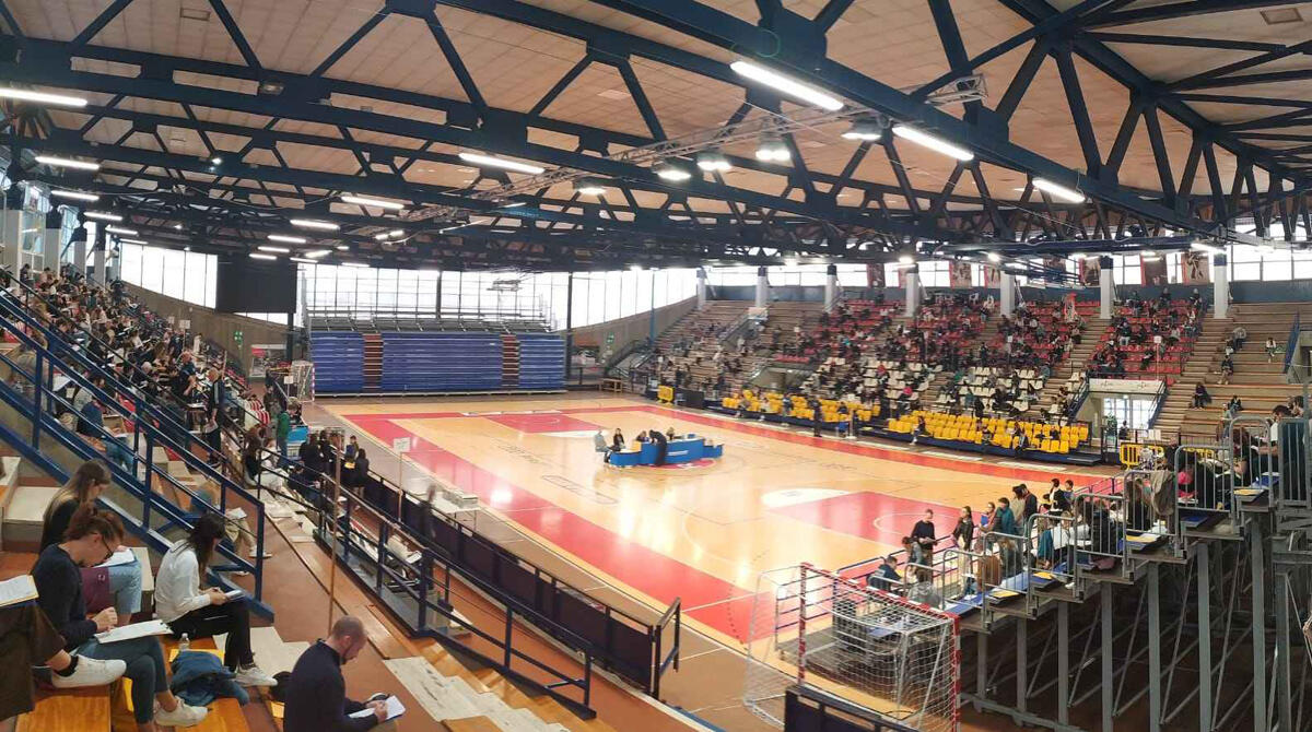 La carica dei 949 candidati: il concorso per 9 posti in Comune e Provincia di Rimini -