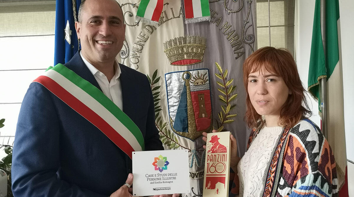 Casa Panzini di Bellaria tra le 14 residenze storiche riconosciute nel 2024 dalla Regione - Il sindaco Giorgetti con Jessica Andreucci, Responsabile dell'Ufficio Cultura