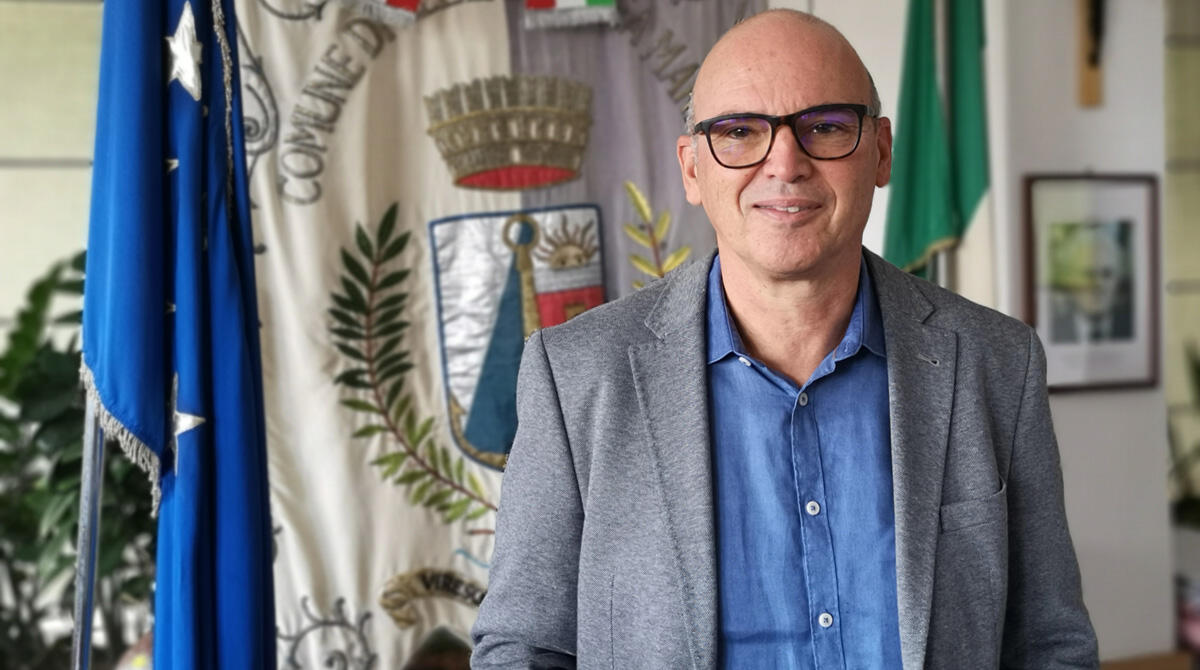 Iniziative digitali per anziani: Il successo dello sportello di aiuto digitale di Bellaria - L'assessore Ivan Monticelli