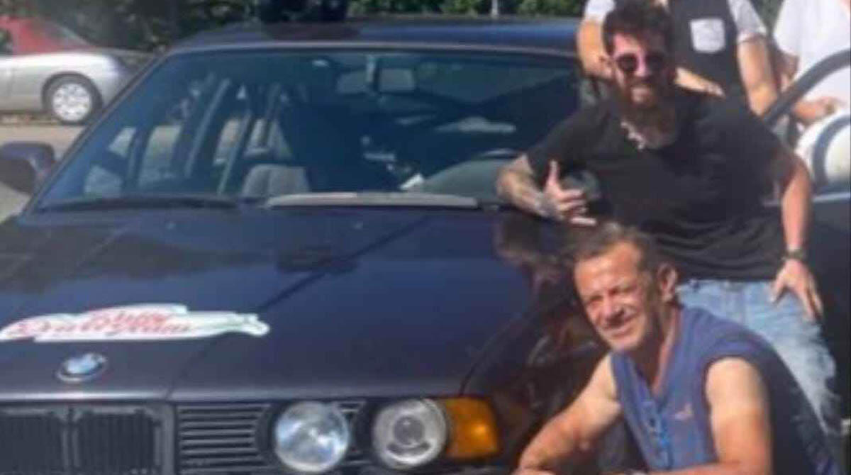 Una sfilata di auto storiche per ricordare Samuele, scomparso a 34 anni - Andrea e Samuele Parma