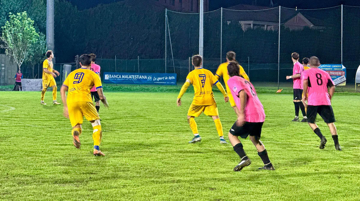 Calcio Promozione, il turno infrasettimanale sorride al Verucchio. Young Santarcangelo sconfitto (2-0) - Verucchio - Young Santarcangelo 2-0