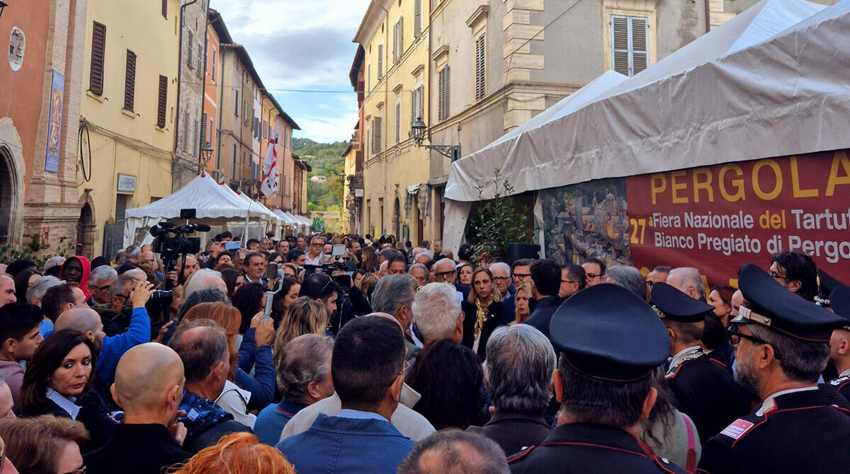Pergola, tutti pazzi per il Tartufo. Domenica 13 ottobre la seconda giornata: le novità - Fiera Tartufo di Pergola 2024