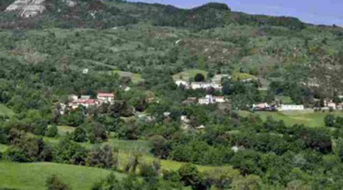 Dopo un mese di blackout nel borgo del Riminese tornano i telefoni e il Wi-Fi - Monteboaggine