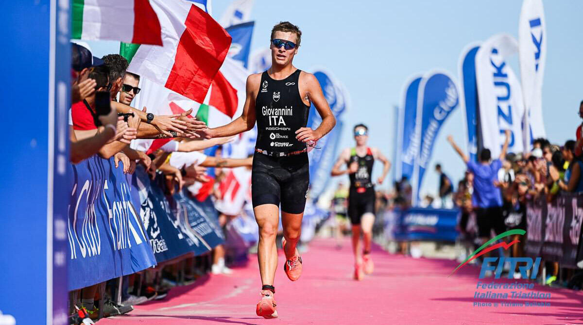 È riminese il campione Italiano di Triathlon: Pietro Giovannini domina tra gli Under23 - Pietro Giovannini