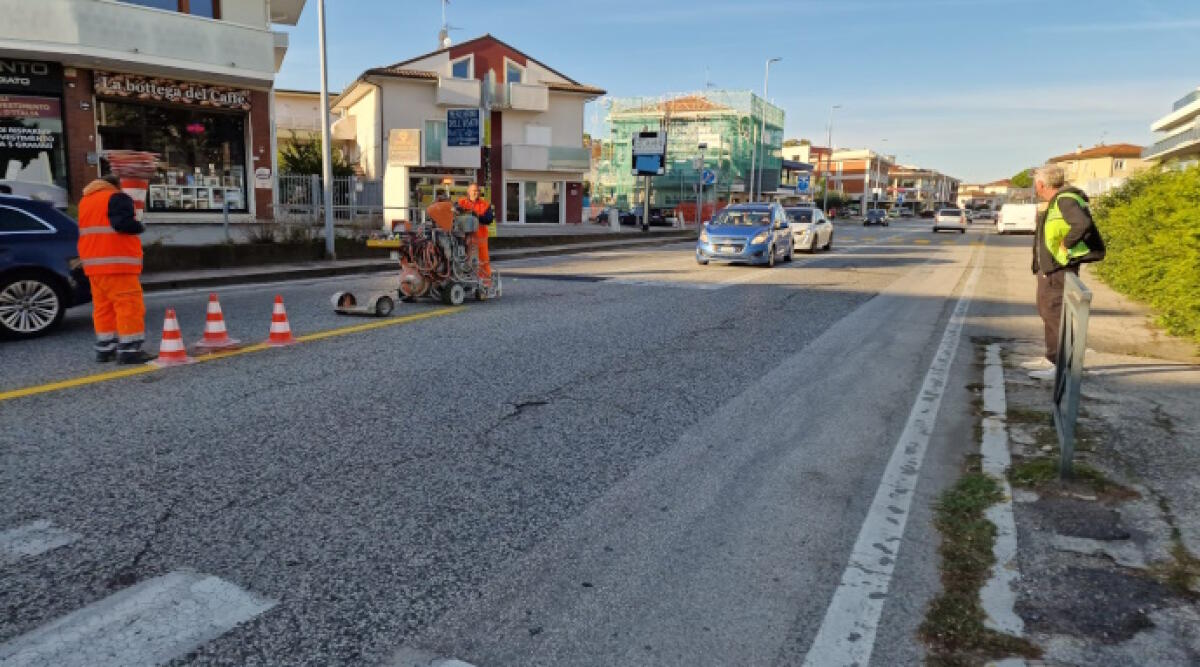 Iniziati i lavori per la nuova rotatoria tra via Abruzzi e la Statale 16: ecco le modifiche alla viabilità - Inizio lavori alla nuova rotatoria viale Abruzzi