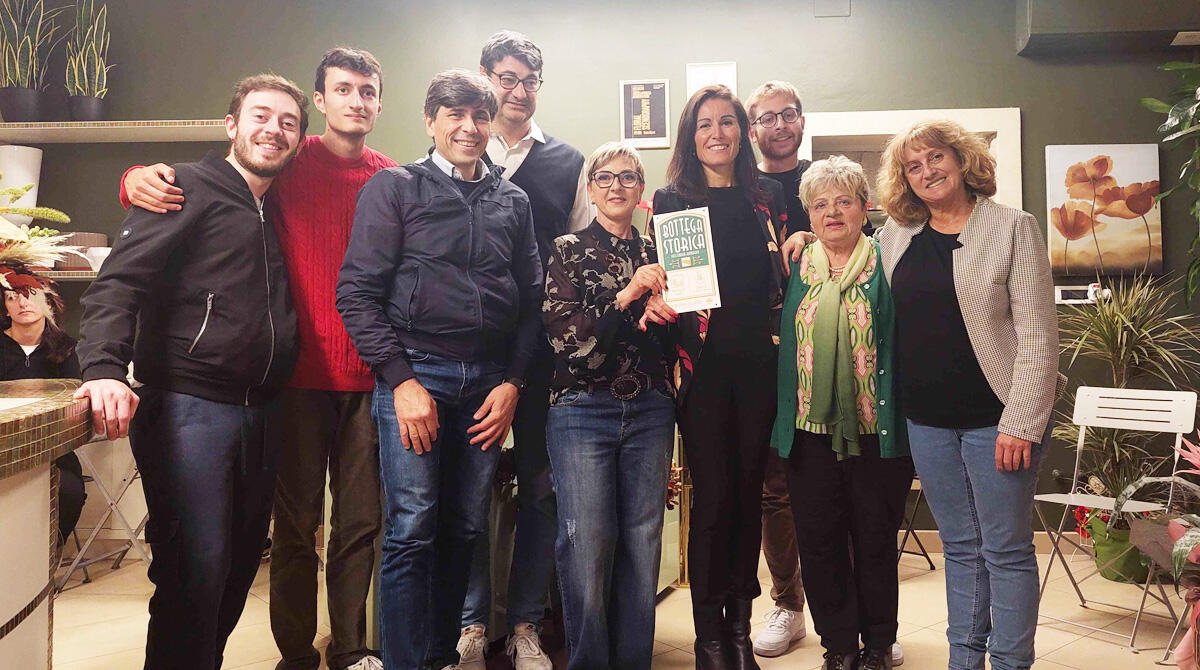 Cinque generazioni di fiorai: dal 1880 la Fioreria d'Arte Mazzini brilla a San Giovanni - 