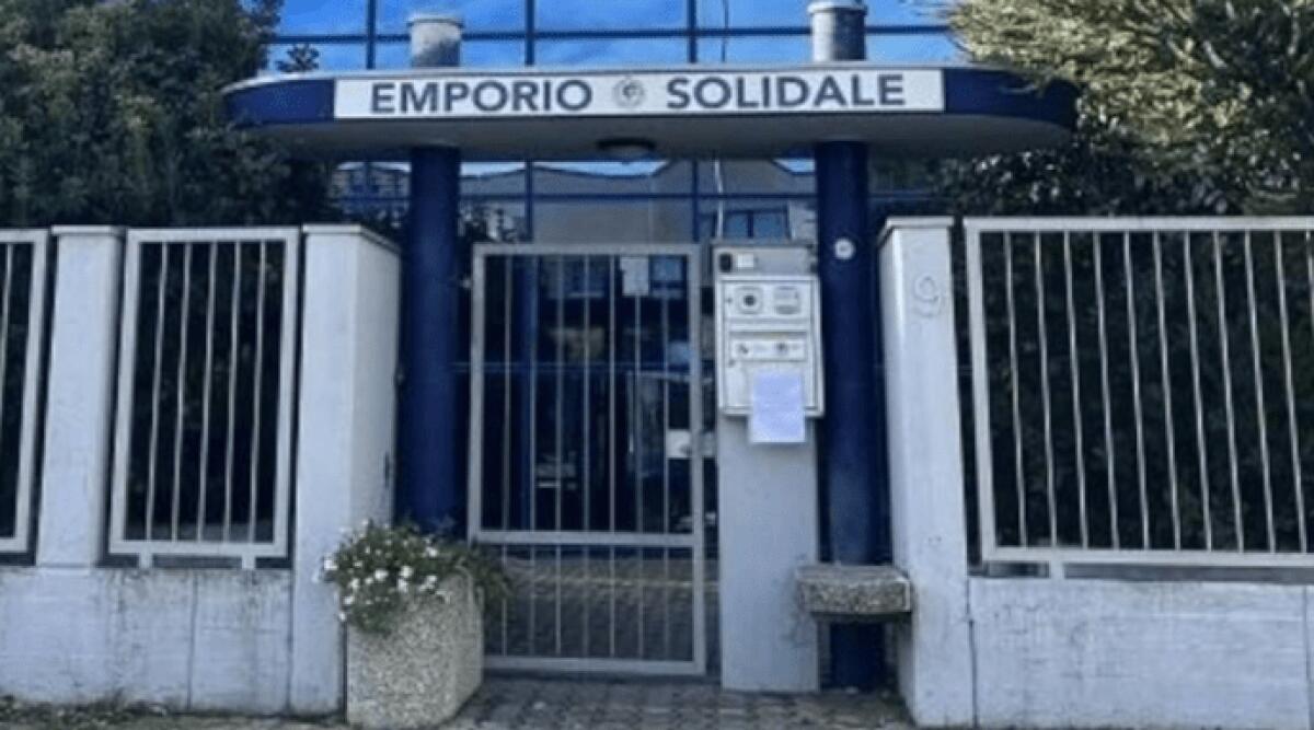 Cinque anni di emporio solidale: una catena di generosità a sostegno dei più deboli - Emporio solidale