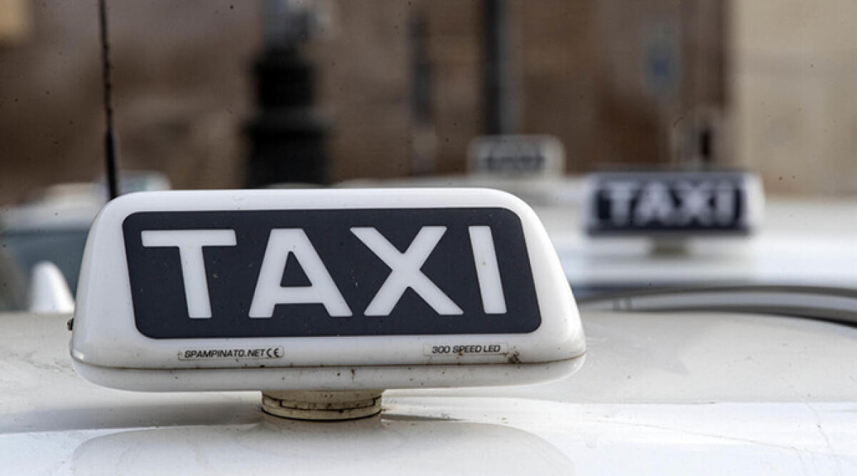 Rimini, 14 nuove licenze taxi: concorso a fine anno, "semaforo verde" in Primavera 2025 -