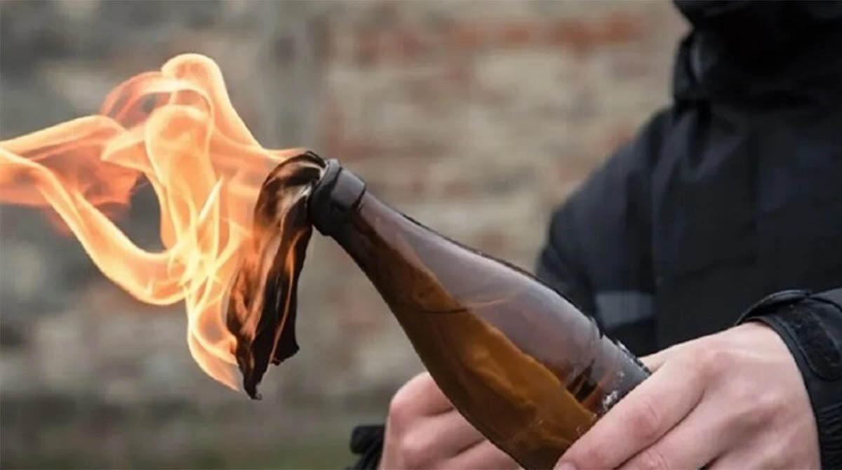 Disordini di Halloween, molotov contro auto di anziano disabile: l'amministrazione condanna, "Vandalismo gratuito" - Repertorio
