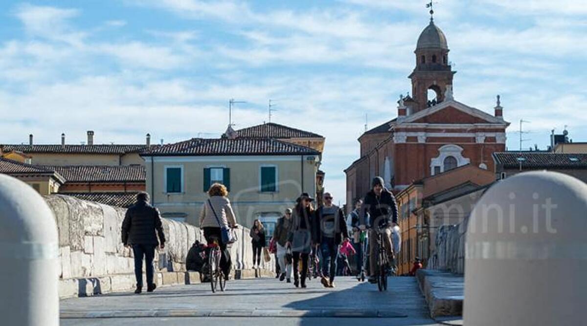 Ponte di Tiberio vietato alle bici: il sindaco di Rimini smentisce - 
