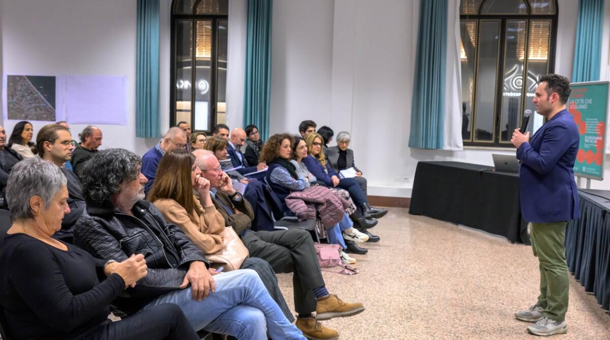 Riccione verso una mobilità sostenibile: bike park alla stazione, più spazi per pedoni e ciclisti -