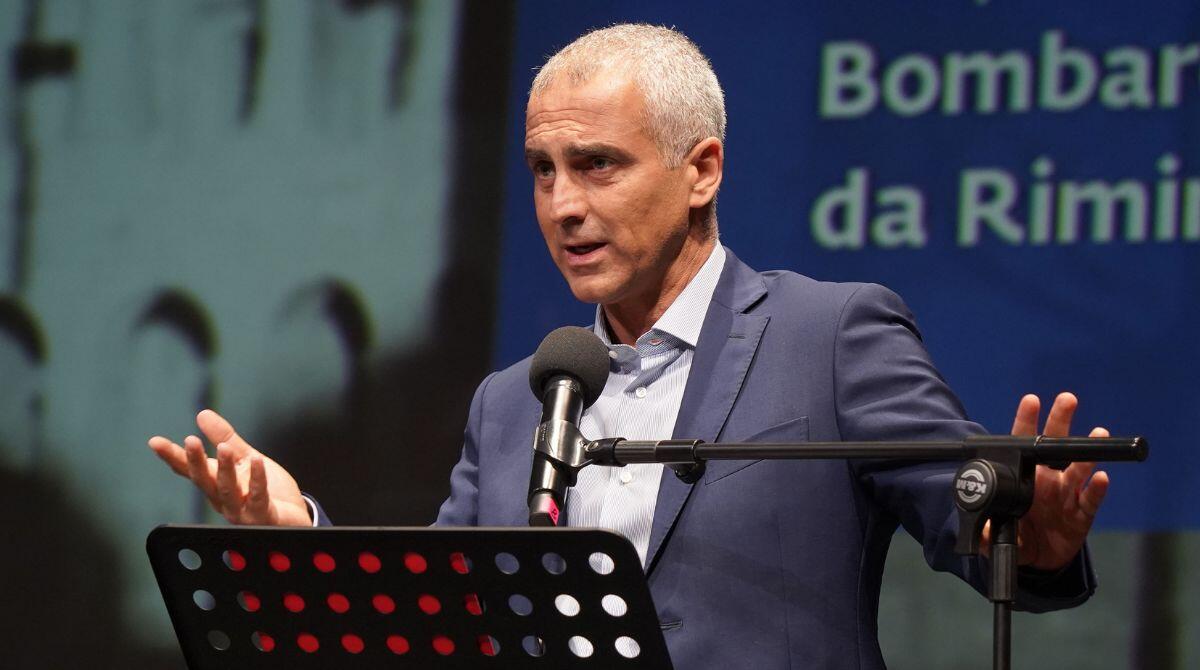 Rimini, i conti in tasca alla politica: sindaco supera i 100.000 euro di reddito - Il sindaco di Rimini Jamil Sadegholvaad