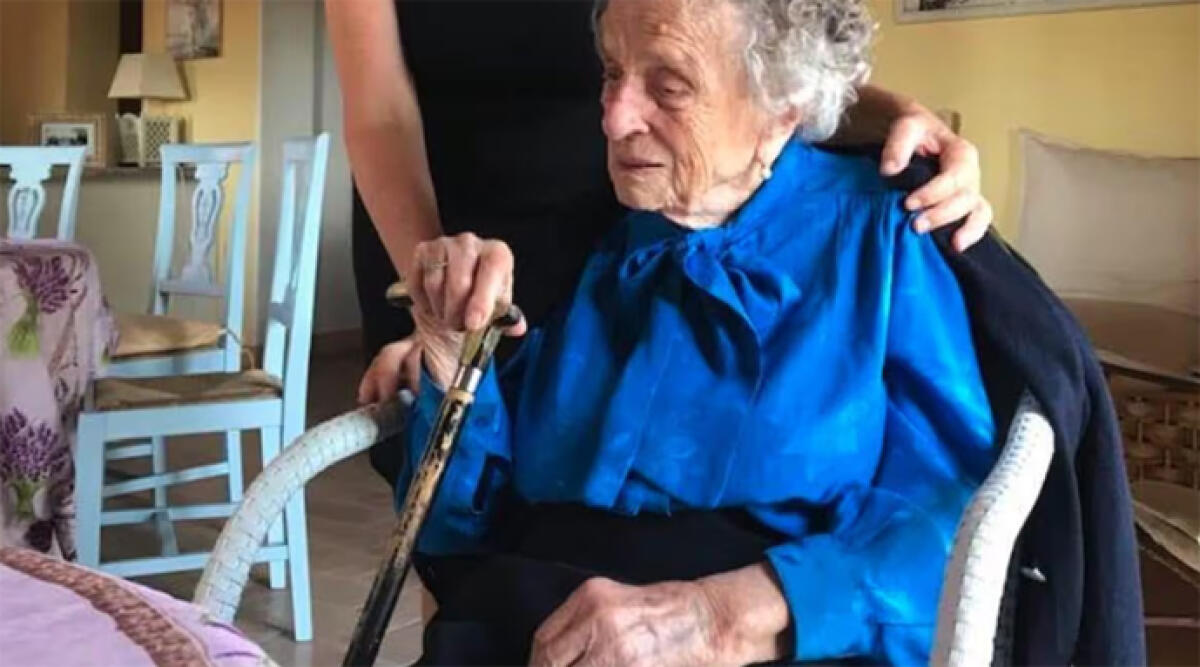 Faenza: al voto l'elettrice più anziana d'Italia, Claudia Baccarini, di 114 anni -