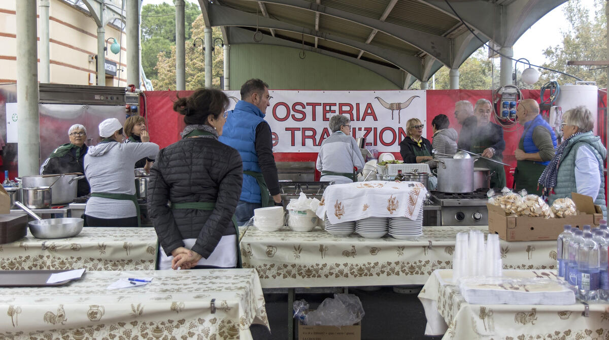 Fiera di San Martino, è tutto pronto: riapre l'Osteria delle Tradizioni - Osteria delle Tradizioni alla fiera di San Martino