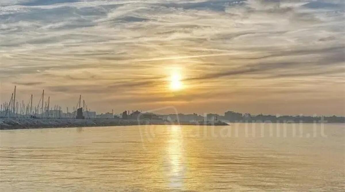 Meteo Rimini: tempo stabile e lieve aumento termico, ma ancora perturbazioni in agguato - Foto Marco Corbelli