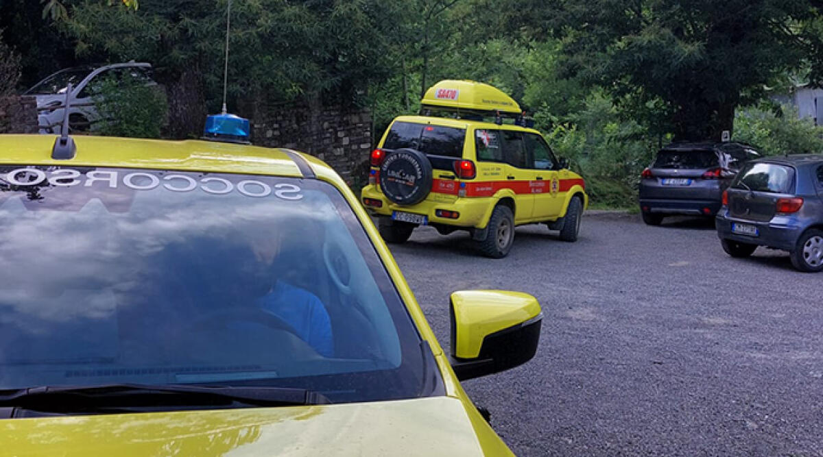 Cade in bici e riporta grave trauma toracico: soccorso in elicottero sui sentieri di Monte Paolo - Foto di repertorio