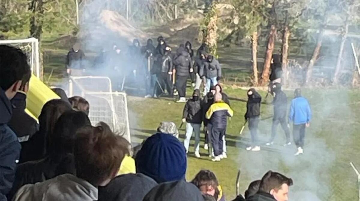 Disordini al derby dell'Alta Valmarecchia: 18 Daspo per i tifosi del Pietracuta -