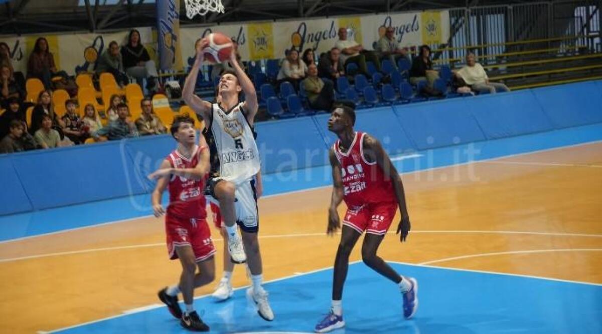 Basket giovanile, Mattia Ruggeri convocato nella U16 azzurra per un torneo in Spagna -