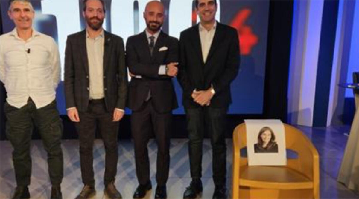 Dibattito tv tra candidati, foto al posto di Ugolini assente -
