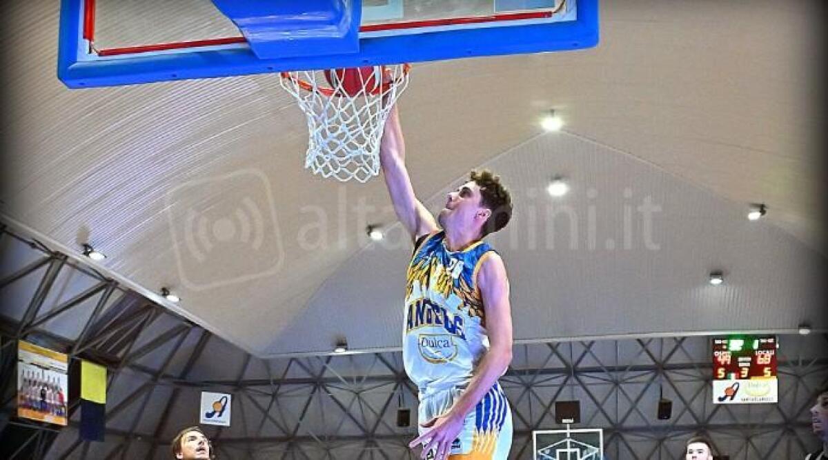 Basket C, la Dulca Santarcangelo non fa sconti all'Osimo (86-66) -