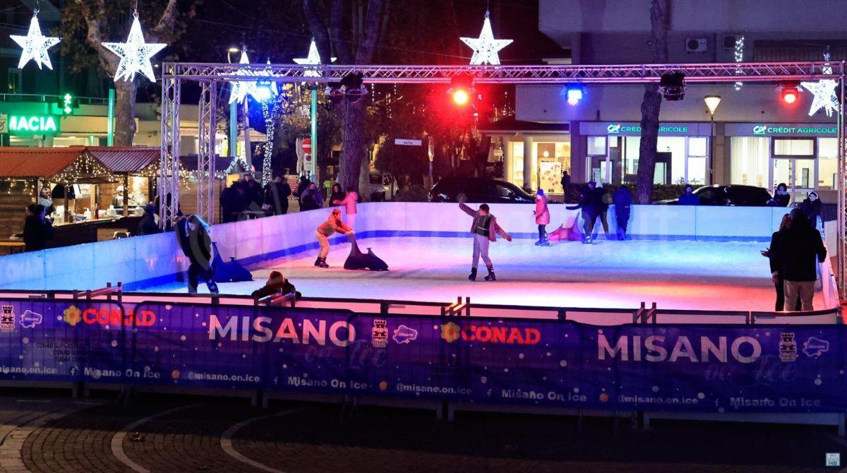 "Misano on Ice": eventi natalizi ed una pista di pattinaggio di 450 mq - 