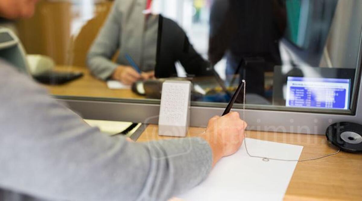 Banche, chiusi 5000 sportelli in Italia: e nell'entroterra riminese 7 Comuni ne sono sprovvisti - REPERTORIO
