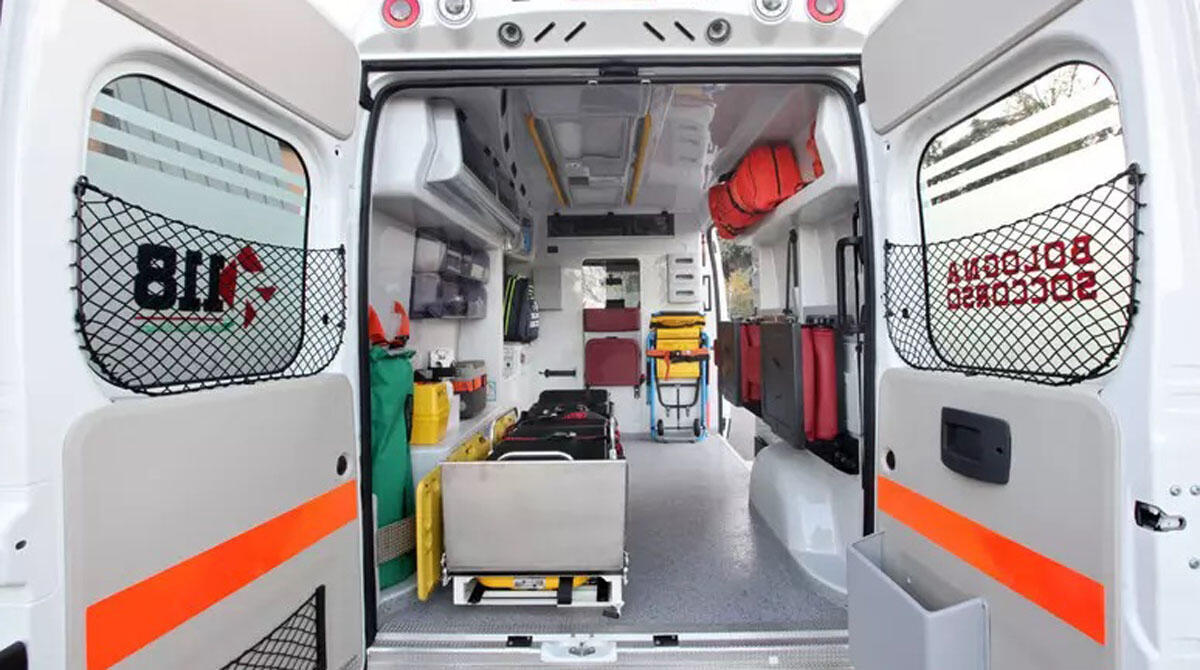 Frontale tra auto e furgone a Gatteo: amputata gamba sinistra a un 56enne - PH Ansa