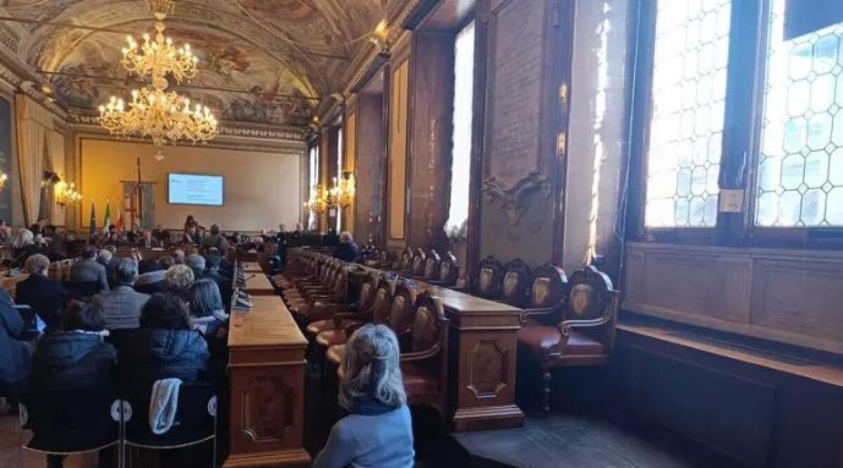 Bologna onora le vittime delle stragi, il centrodestra diserta - Ansa