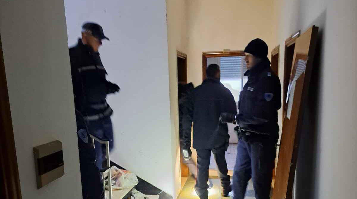 Blitz nelle colonie di Igea Marina, sei persone rintracciate e allontanate -