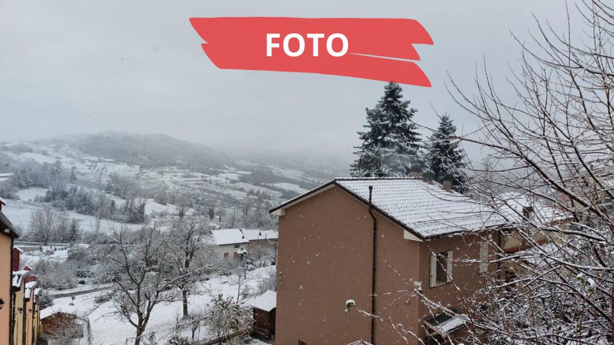 Prima "spruzzata" di neve in Alta Valmarecchia: ma la fase clou del maltempo è attesa il 9 dicembre - Neve a Perticara - si ringrazia per la foto Cesare Bianchi