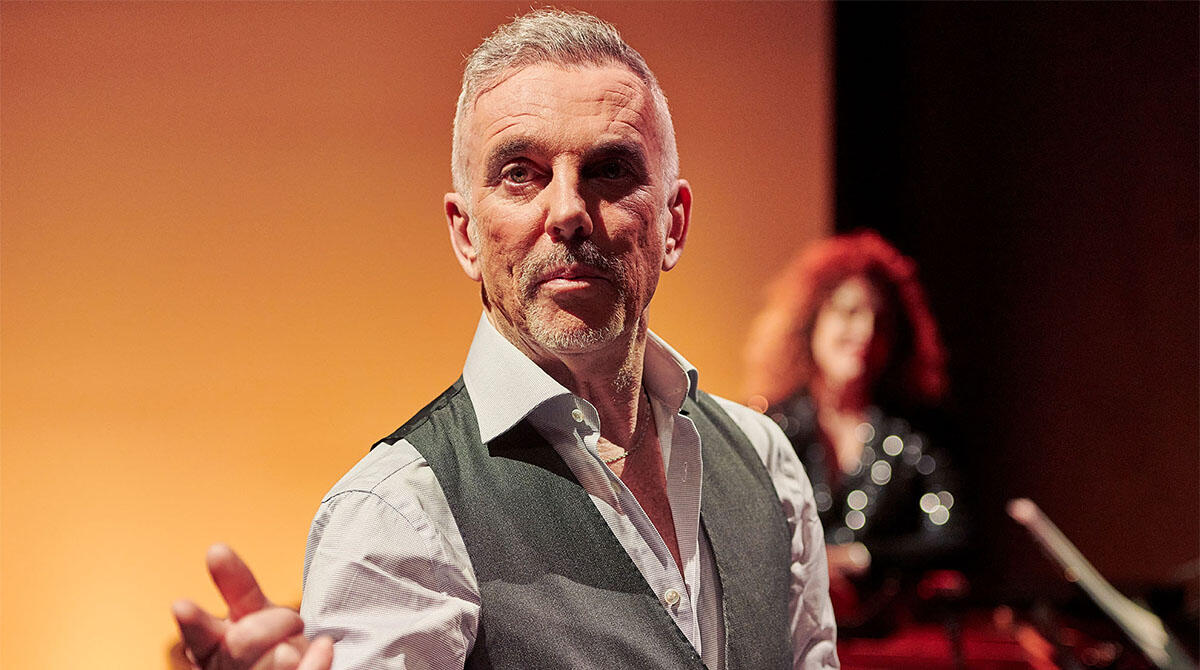 Federico Buffa torna a Riccione con il suo spettacolo dedicato a Maradona, Sivori e Cesarini - Federico Buffa