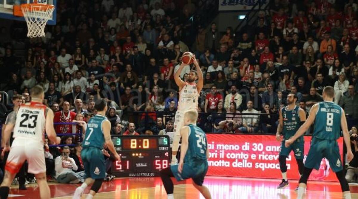 Basket A2, al Flaminio RivieraBanca ko contro Cantù (76-80) -