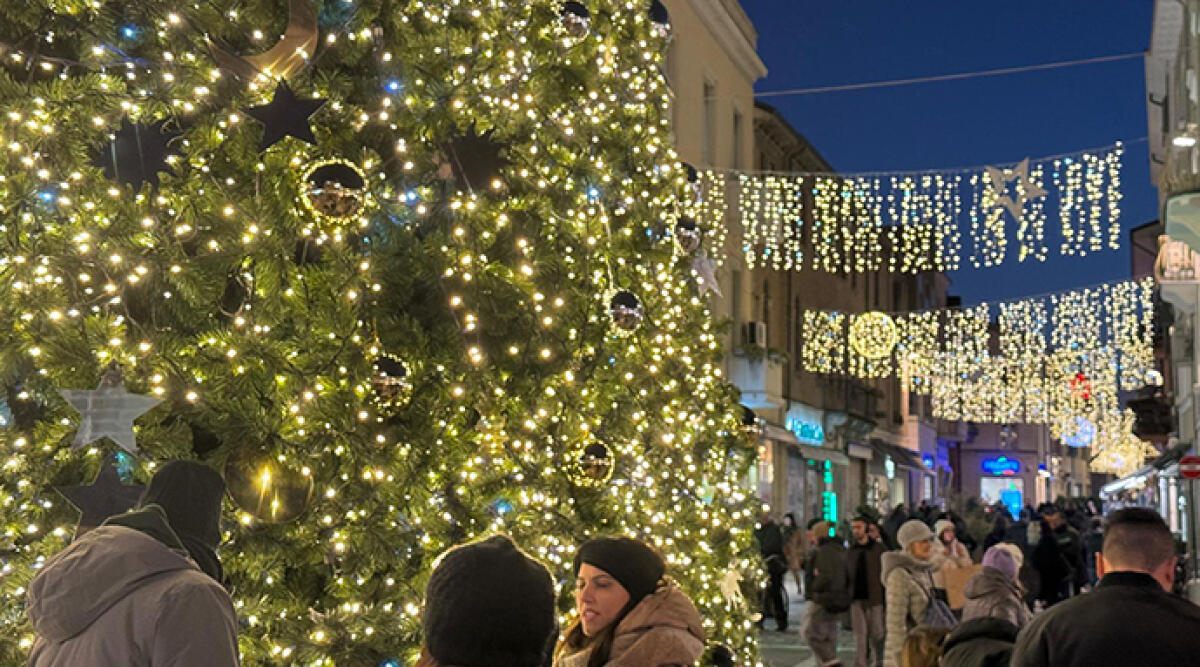 Rimini, in arrivo il Capodanno: tre giorni di eventi e misure di sicurezza - Il centro storico di Rimini