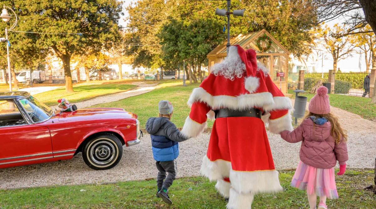 Babbo Natale è arrivato a Riccione. Un weekend natalizio sul lungomare - Babbo Natale a Riccione