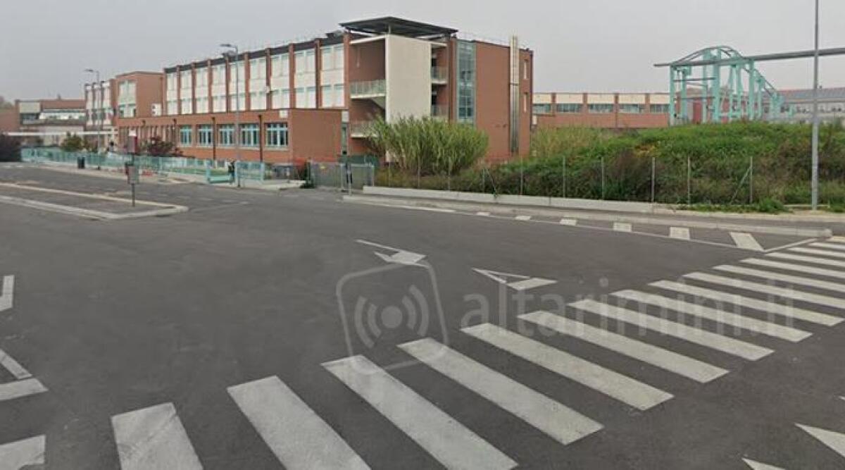 Liceo Serpieri, la politica si mobilita: "Ma possiamo solo spingere a un dialogo costruttivo" - 