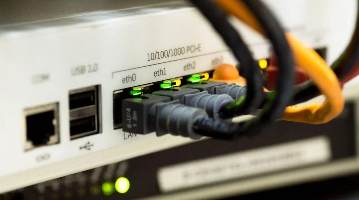 Blackout digitale a Novafeltria: niente Internet e telefono fisso, famiglie e attività in difficoltà - 