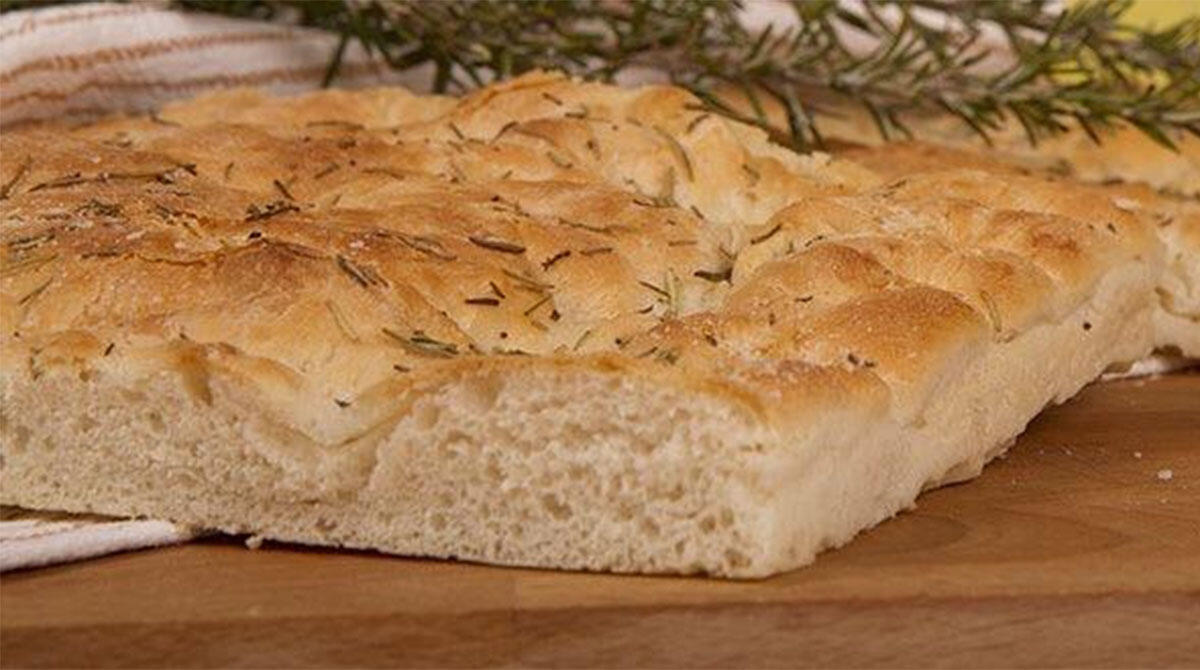 La spianata di Sant’Agata, street food della tradizione: da 75 anni specialità del forno nato "con le mine" - 