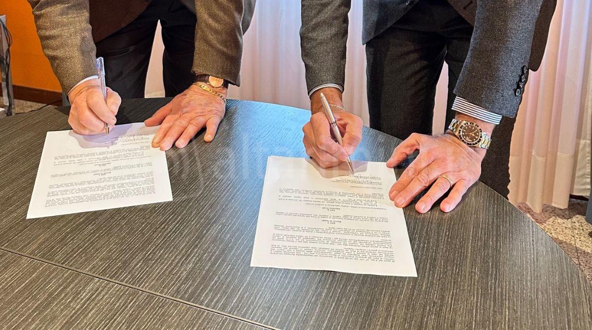Marciapiede ciclopedonale: accordo tra Coriano e Montescudo-Montecolombo - La firma del protocollo