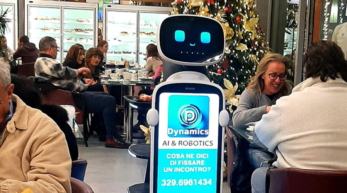 Alla Pasticceria Garden debutta il robot cameriere - Il robot cameriere alla Pasticceria Garden di Morciano di Romagna