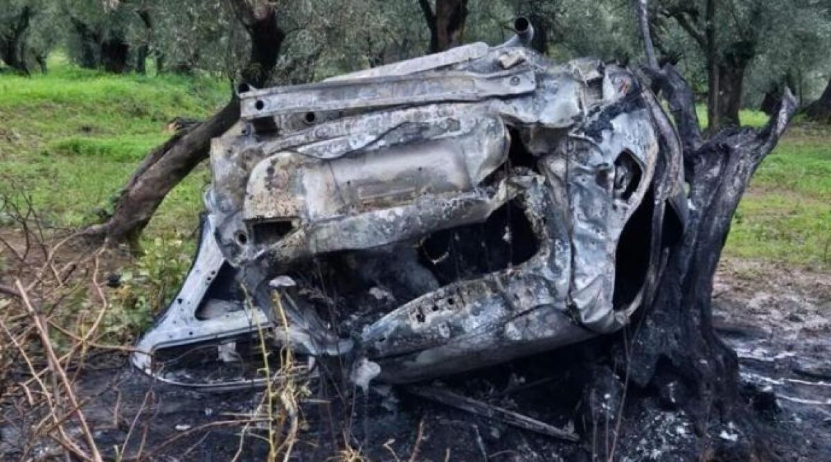 Tragico incidente a Catanzaro: due giovani perdono la vita -