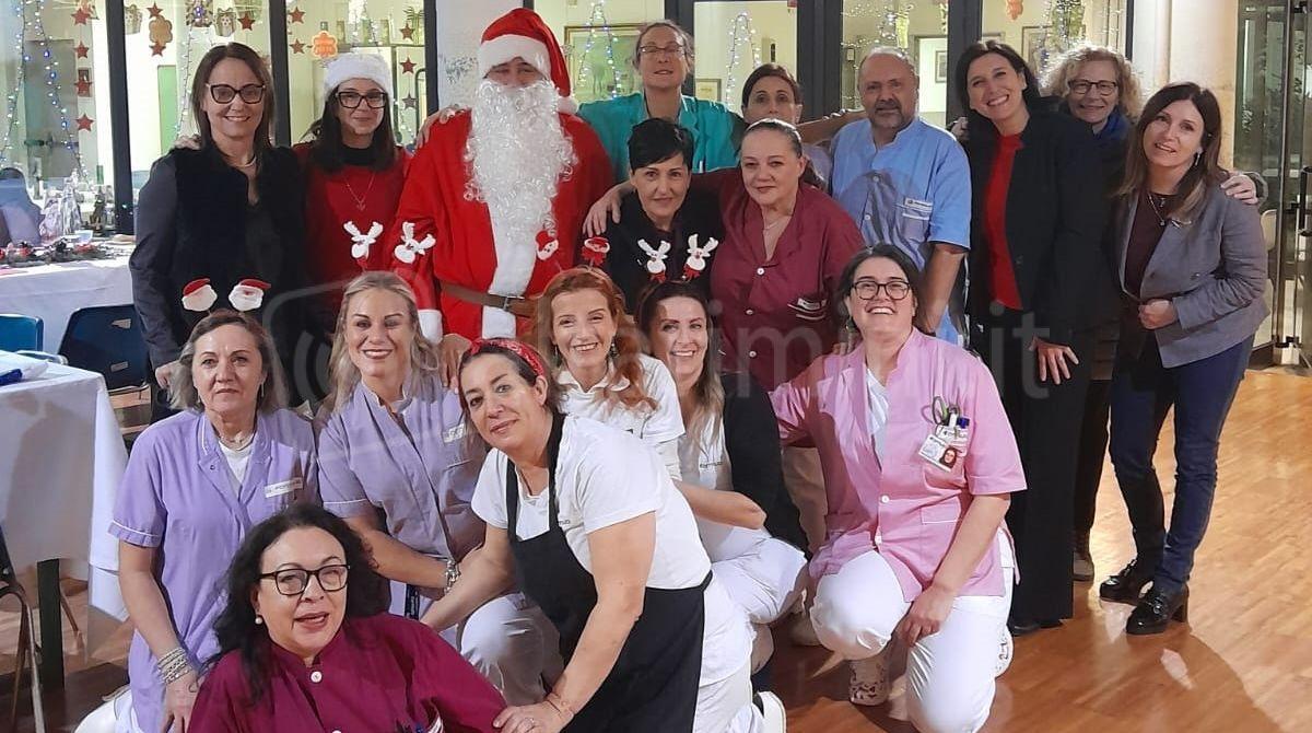 Cena degli auguri di Natale alla Casa residenza anziani Pullè a Riccione -