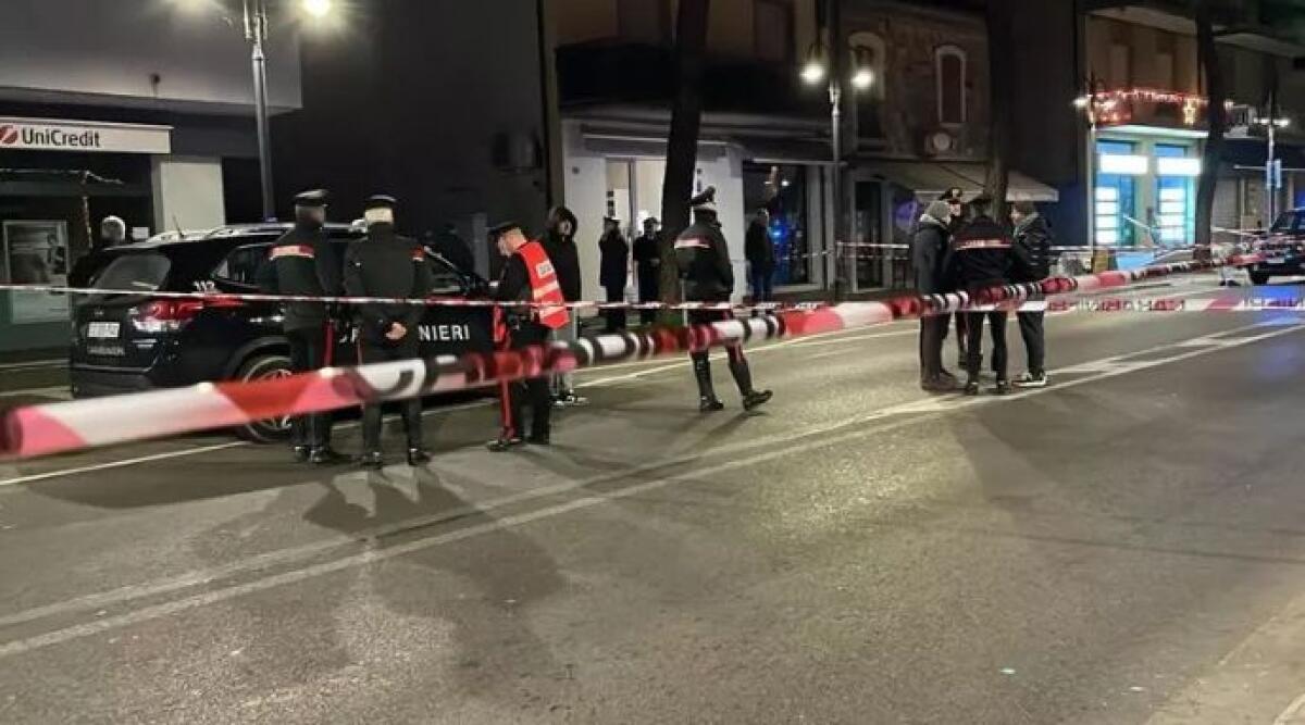Tragedia Villa Verucchio: il carabiniere costretto a sparare ripreso in un video - PH ANSA