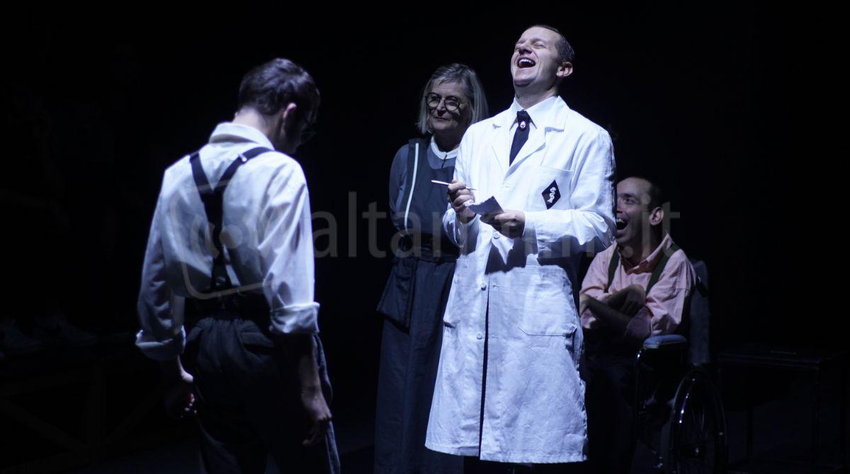 Giorno della Memoria, le "Impronte dell'anima" in teatro a Rimini - Ph Luca Del Pia