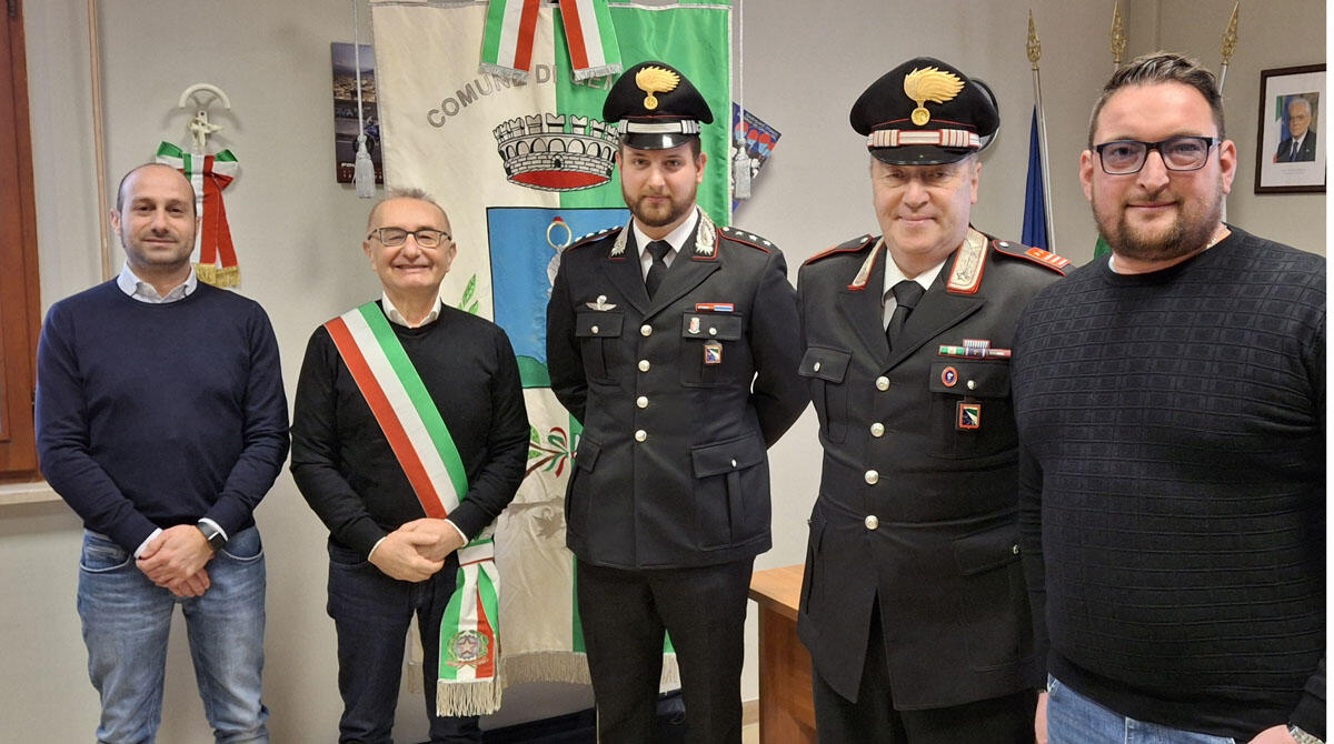 Il Capitano dei Carabinieri Valerio Monte in visita al sindaco di Gemmano - 